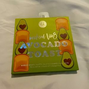New in box BH Cosmetics Weekend Vibes Avocado Toast - 16 Color Shadow Pa…
